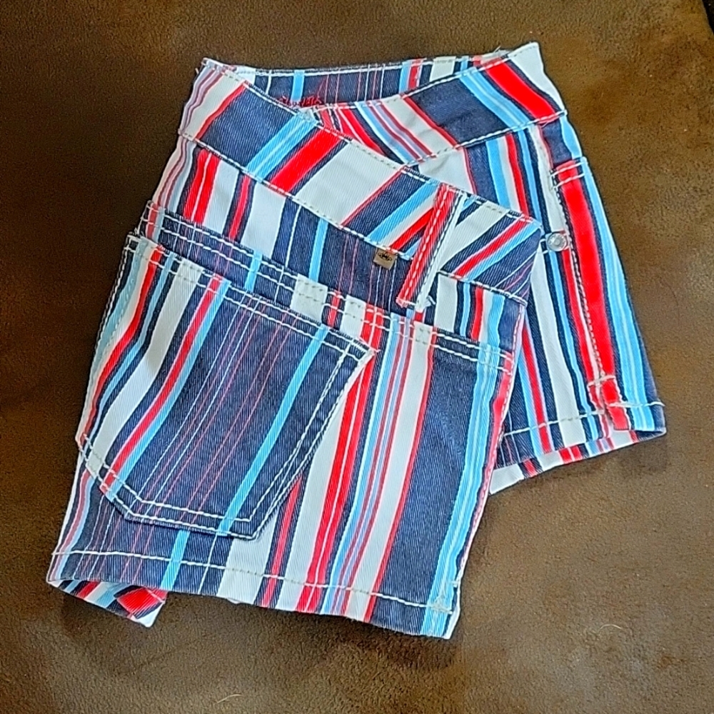 Almost famous multi colored shorts